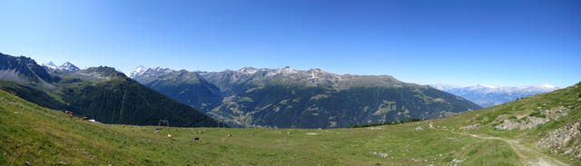 schönes Breitbildfoto vom Val d'Anniviers