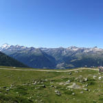 sehr schönes Breitbildfoto mit Blick zur Cabane Bella Tola. Bei Breitbildfotos, immer danach noch auf Vollgrösse klicken