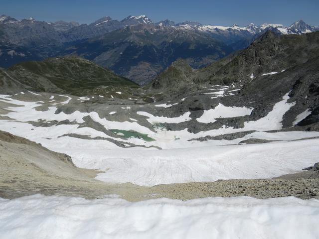 Blick zum kleinen Gletscher des Bella Tola, oder besser gesagt, was von ihm noch übrig geblieben ist