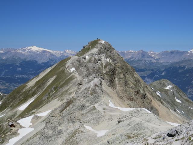 Blick zum Grat von wo wir gekommen sind. Links die Schützhütte, geradeaus Rothorn