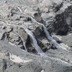 tief unter uns der Gletschertrog vom Glacier de Zinal