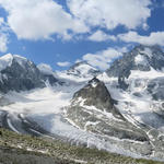 wunderschönes Breitbildfoto, aufgenommen bei der Cabane du Grand Mountet