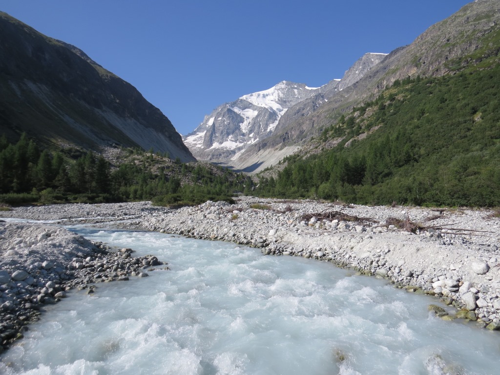 Blick von der Brücke aus Richtung Grand Cornier