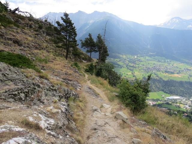 wir erreichen Punkt 1274 m.ü.M. und gleichzeitig lassen wir die Massaschlucht hinter uns