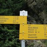 Wegweiser bei Knebelbrücke 1620 m.ü.M. weiter geht es Richtung Blatten