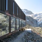 die Cabane de Moiry mit ihrem wunderschönen, neuen Anbau