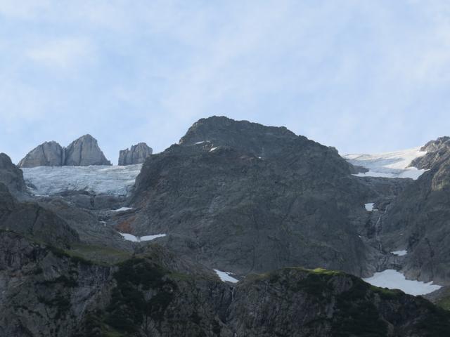 Blick hinauf zum Chli Spannort