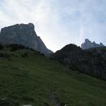 steil zieht sich der Bergweg nun in die Höhe