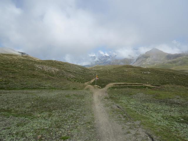 bei der Weggabelung Punkt 2752 m.ü.M.