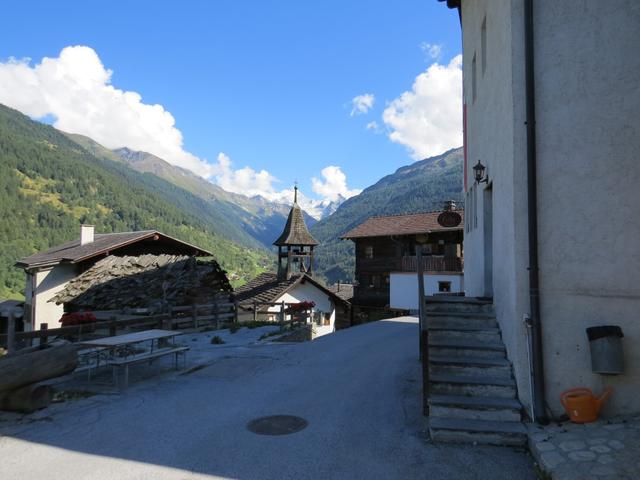 in St.Jean, ein Dorf nach Grimentz, haben wir ein B&B Zimmer reserviert