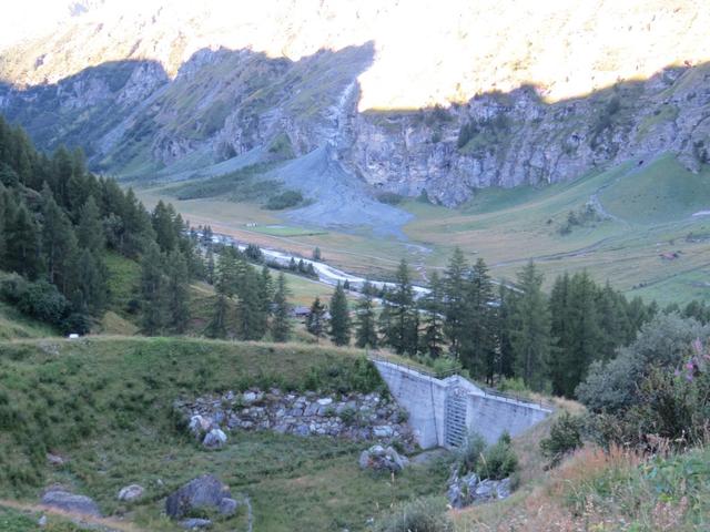 Blick auf die Talebene von Plat de la Lé und die Navisence