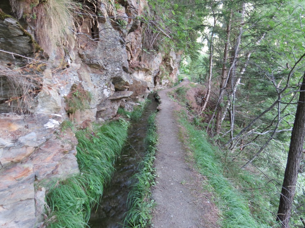 gemäss Zeitzeugen wurde sie in den Jahren 1920 – 25 gebaut