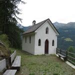 wir verlassen die kleine Kapelle St. Anton und laufen weiter Richtung Ergisch