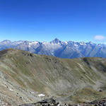 sehr schönes Breitbildfoto mit Blick auch die March, den Grat, das Rhonetal und auf das Bietschhorn