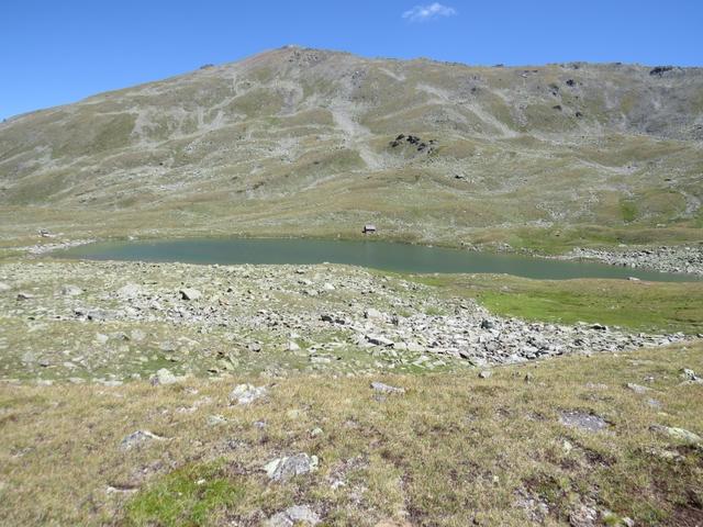 bei Punkt 2610 m.ü.M. erreichen wir den ersten See. Weiter geht es zum "Grosse See"