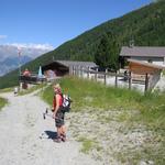 wir erreichen die Alphütten auf Unners Sänntum 1990 m.ü.M.