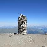 wir haben den breiten und flachen Gipfel, des Piz Beverin 2998 m.ü.M. erreicht