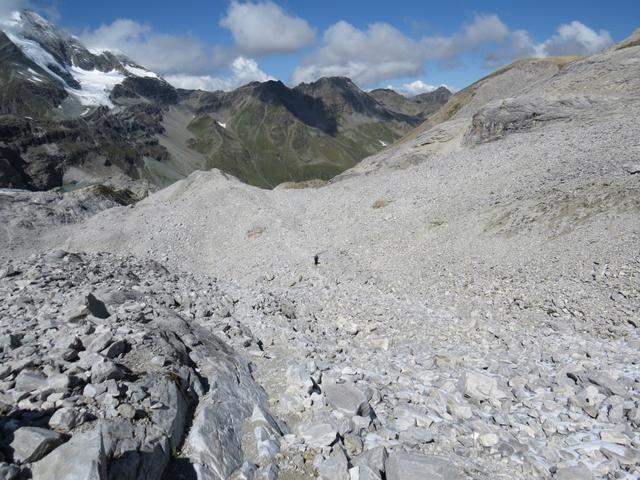 von rechts stossen wir zu Punkt 3090 m.ü.M. hinzu. Der Kreis hat sich geschlossen