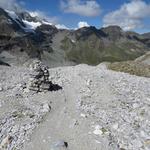 auf einfachem Bergweg geht es weiter abwärts Richtung Gässi