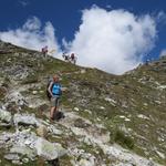 direkt beim Col des Roux biegt rechterhand der Bergweg ab, der uns Richtung La Barma führen wird