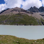 sehr schönes Breitbildfoto vom Lac des Dix aufgenommen bei Punkt 2396 m.ü.M.