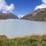 schönes Breitbildfoto aufgenommen vom südlichen Ende des Lac des Dix