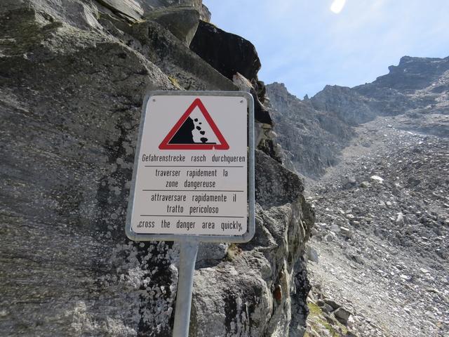 spätestens mit Eintritt in die Trümmerlandschaft am "Grosse Grabe" wird es ernst