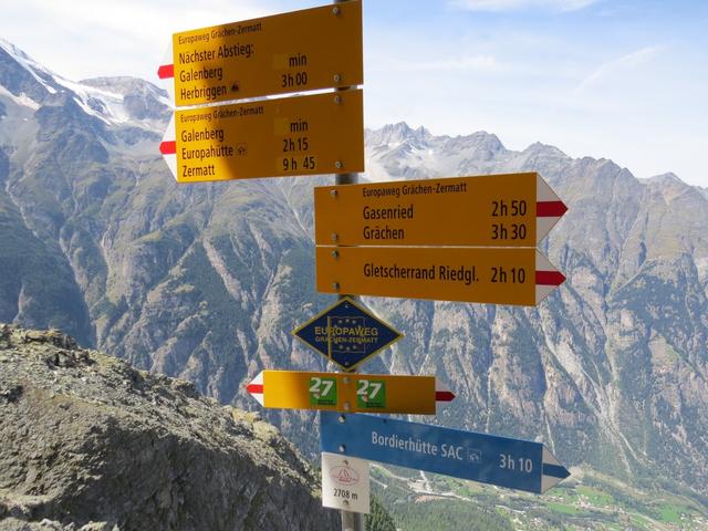 Wegweiser bei Punkt 2708 m.ü.M. wir haben den höchsten Punkt vom Europaweg erreicht