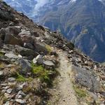 bei Säldgalen 2463 m.ü.M. macht der Bergweg eine grosse Schlaufe