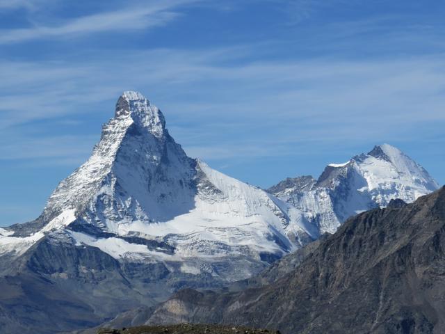 das Matterhorn, rechts davon Dent d'Herens