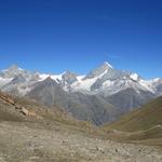 Blick auf Zinalrothorn, Mettelhorn und Weisshorn