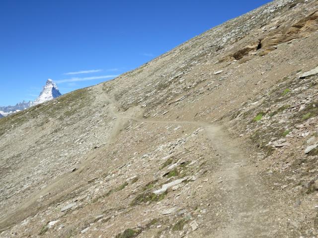 was schaut ganz frech hinter der Flanke des Oberrothorns hervor? das Matterhron