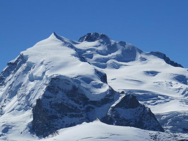 Blick zum Monte Rosa Nordend und zur Dufourspitze