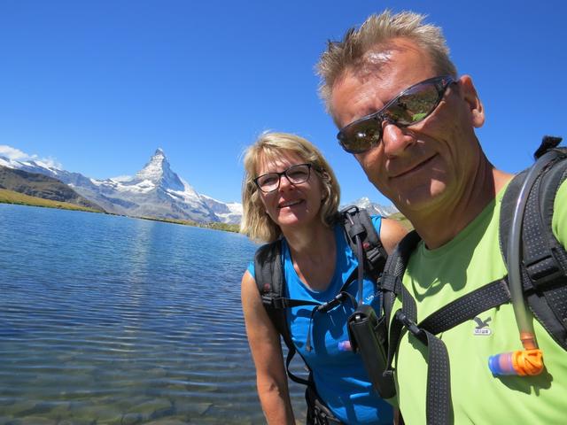 Erinnerungsfoto beim Stellisee