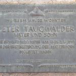 Gedenktafel für die Taugwalders. Sie waren die Bergführer die mit Edward Wymper den Matterhorn bestiegen haben