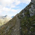 über Serpentinen führt der schmale Bergweg...