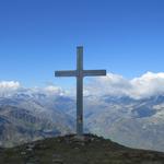 beim grossen Gipfelkreuz vom Rossbodenstock 2838 m.ü.M.