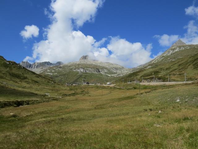 bei Punkt 1987 m.ü.M. kurz vor dem Oberalppass