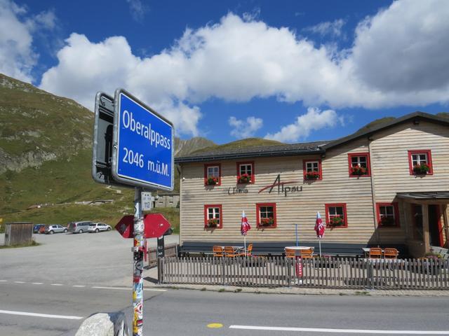 wir sind wieder auf dem Oberalppass. Eine schöne Wanderung geht zu Ende