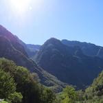 Blick Richtung Val Tomè und Lago Tome. Dort oben waren wir auch schon