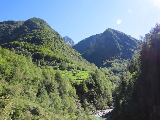 Blick von Faèd 950 m.ü.M. Richtung Monte di Predee