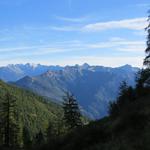 Blick in die Tessiner Bergwelt mit Pizzo Campo Tencia und Basodino