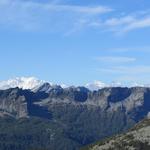 noch einmal das Monte Rosa Massiv, rechts davon die Walliser Bergriesen