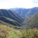 Blick von Monte 1426 m.ü.M. hinunter nach Gresso