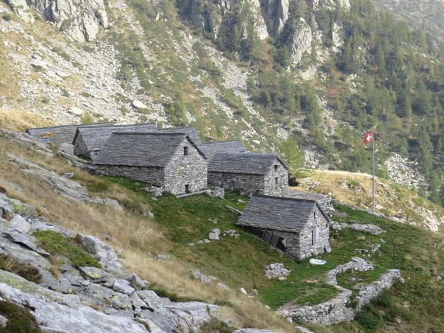 nach über 1500 Höhenmeter aufstieg, erreichen wir die Capanna Alpe Spluga