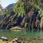 und nochmals ein sehr schönes Breitbildfoto vom Lago di Cama