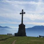 ...und zwar zum riesigen eisernen Kreuz