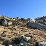 der Weg wird zunehmender steiniger und es steigt auch wieder mehr an