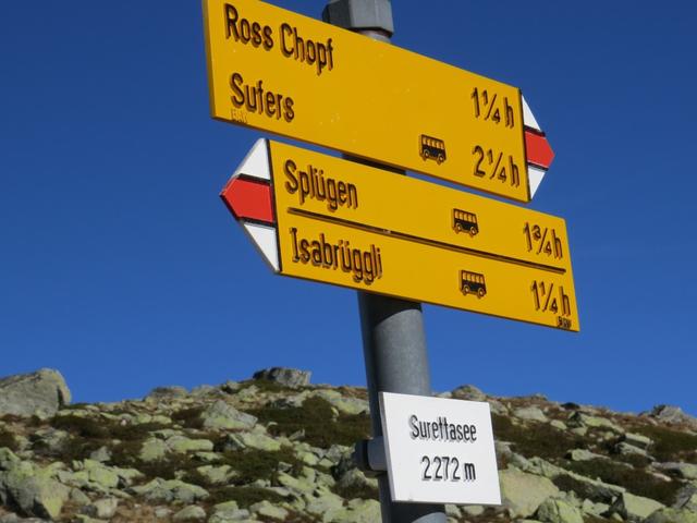 Wegweiser bei der Seehütte 2272 m.ü.M.