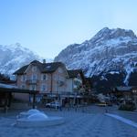 Grindelwald liegt noch im Schatten der Bergriesen